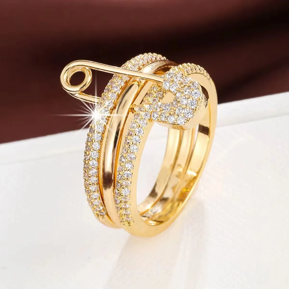 Street Fashion Mood - Paperclip zircon style ring street hip-hop