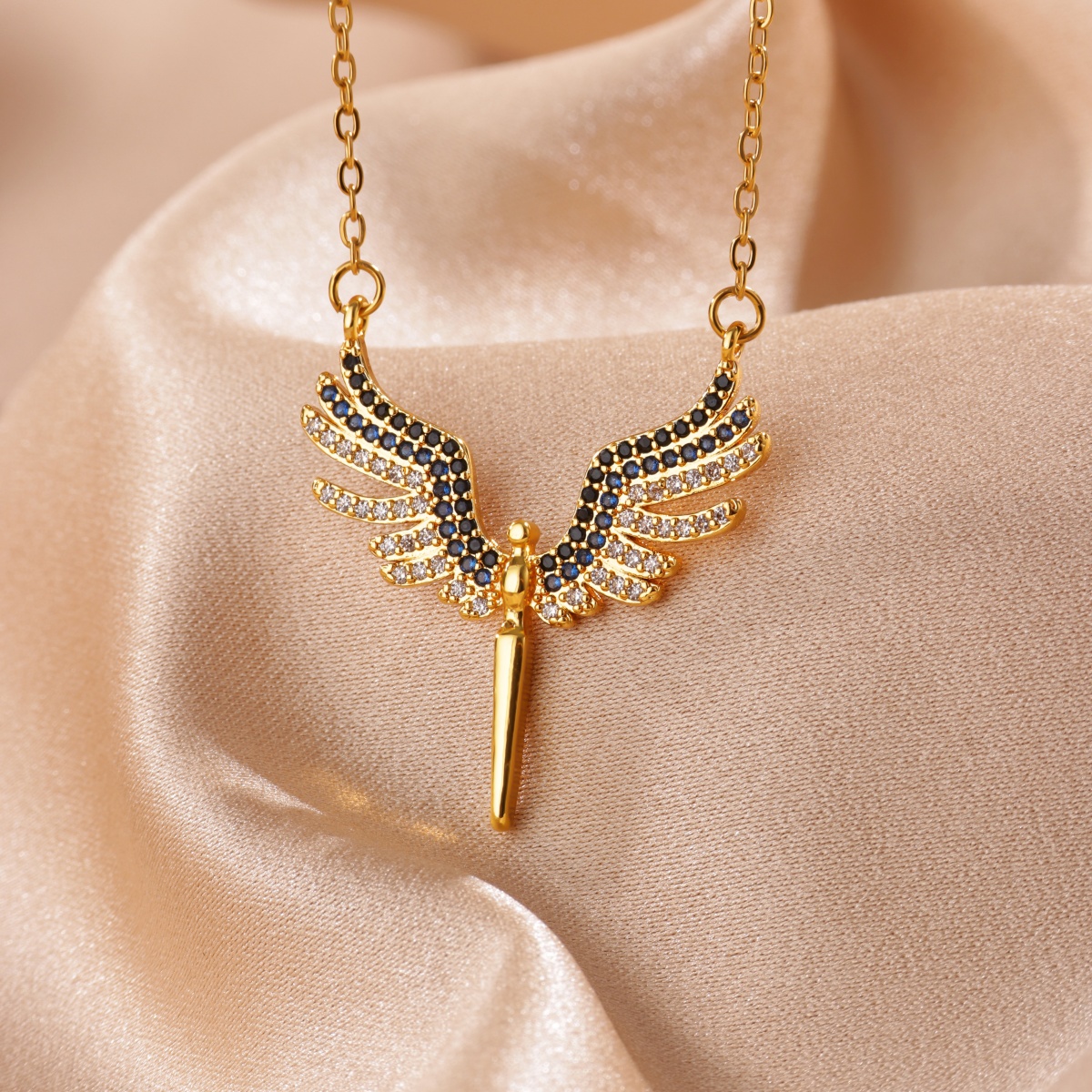 Angel Wings Necklace For Women – Street Fashion Mood recenzja i cena