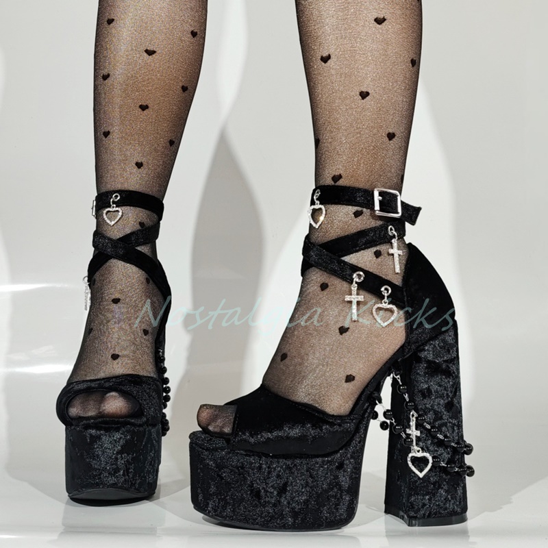 Gothic Black Velvet Platform H – Street Fashion Punk recenzja i cena