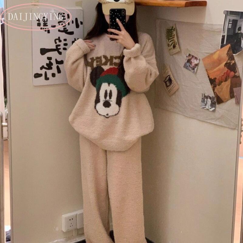Mickey Mouse Christmas-Themed  – Oversized Crewneck Fleece recenzja i cena