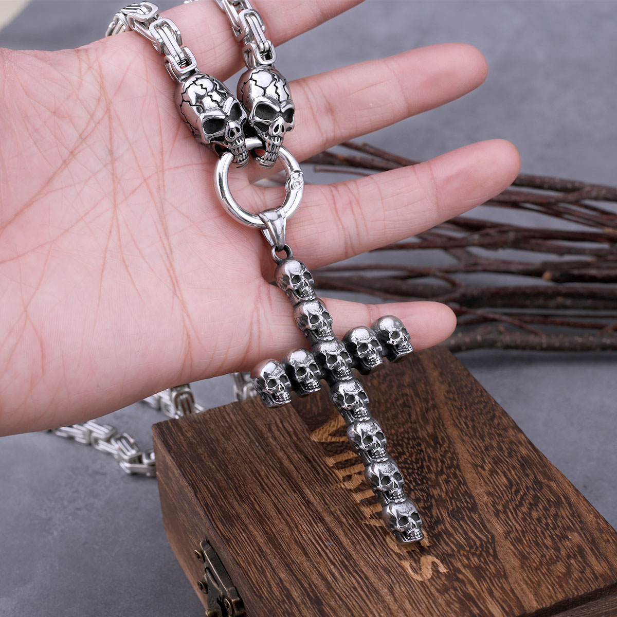 Stainless Steel Cross Skull Pe – Street Fashion Mood recenzja i cena